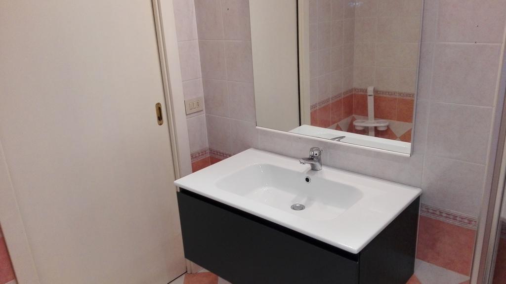 Bacanal Apartament *